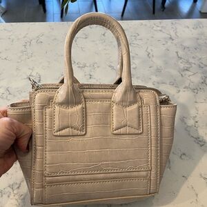 zara women mini bag- only used once - cream
